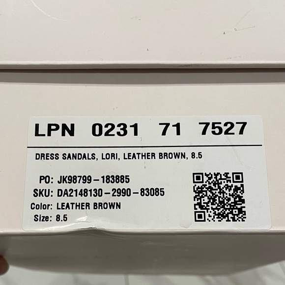 Lori Sandals- NEW never worn -8.5 (JustFab) - Picture 11 of 11